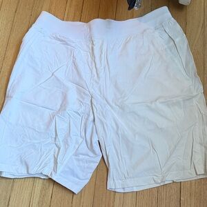 White Men's Lululemon Shorts